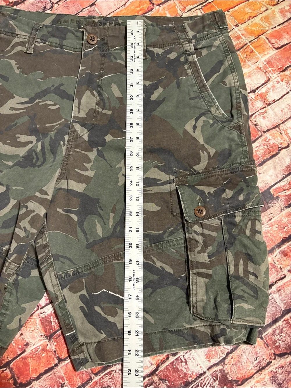 American Eagle Cargo Camo Shorts Size 38